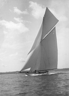 The 19-metre cutter 'Norada' sailing close reaching, 1911. Creator: Kirk & Sons of Cowes.