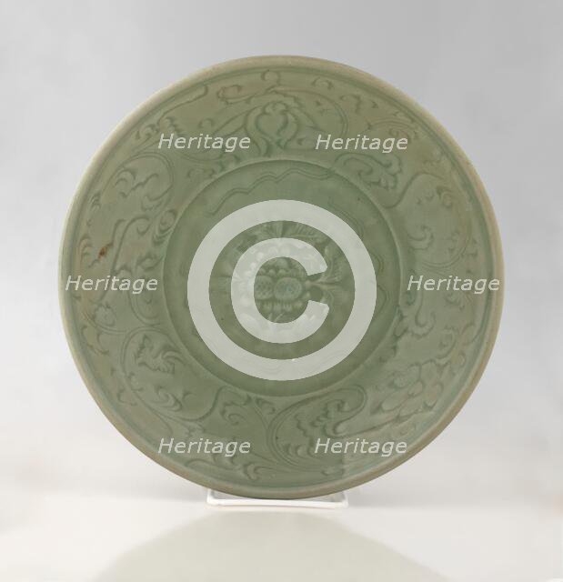 Plate with floral design and characters, 1368-1644. Creator: Unknown.