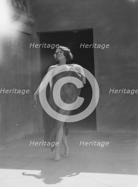 University of California at Berkeley dancers, 1927 Creator: Arnold Genthe.