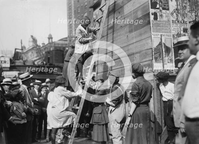 Theater, Times Sq. being painted, 20 Aug 1918. Creator: Bain News Service.