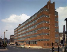 Huntsman House, headquarters of Tetley's brewers, Leeds, West Yorkshire, 1968.  Artist: Michael Walters