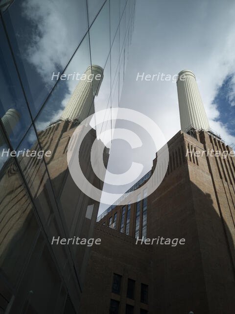 Around Battersea Power Station, London, UK, Oct 2021. Creator: Ethel Davies.