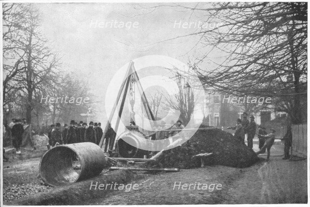 Laying of a big water main by the Southwark and Vauxhall Water Company, London, c1902 (1903). Artist: Unknown.