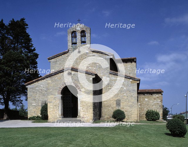 Church of San Julián or Santullano de los Prados, founded by Alphonse II.