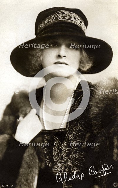 Gladys Cooper (1888-1971), English actress, early 20th century.Artist: Rotary Photo