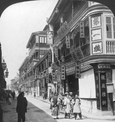 In the street of the tea houses, Shanghai, China, 1901.  Artist: Underwood & Underwood