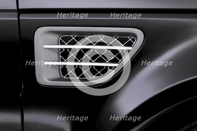 2004 Range Rover Sport. Artist: Unknown.