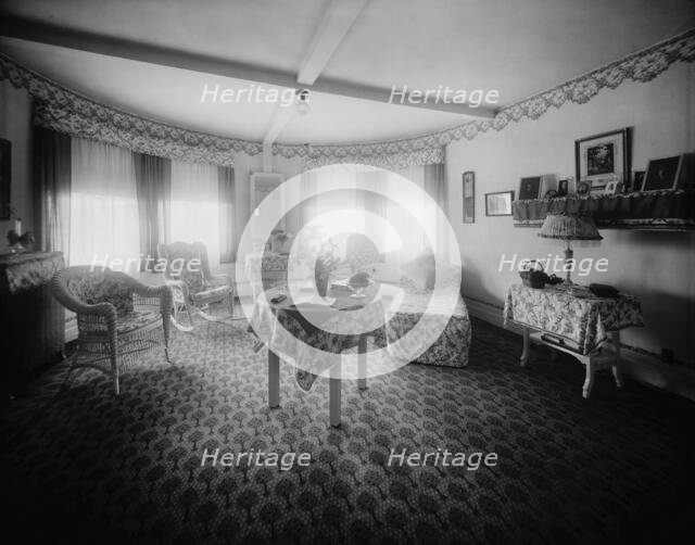 Old club, between 1905 and 1915. Creator: Unknown.