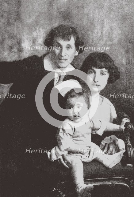 Marc Chagall with his first wife Bella and Daughter Ida, 1917.