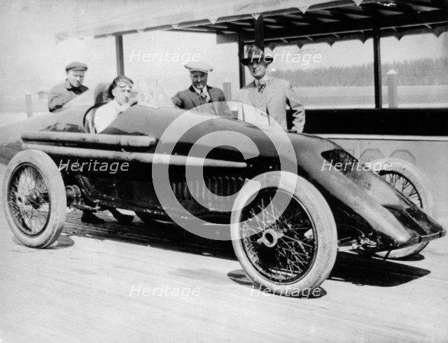 1920 Duesenberg record car, driven by Jimmy Murphy, (c1920?). Artist: Unknown