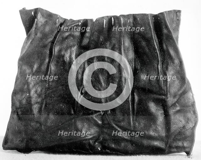 Bag, England, 16th century. Creator: Unknown.