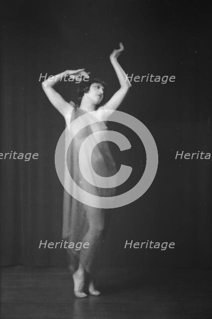 Dixie, 1923 Feb. 9. Creator: Arnold Genthe.