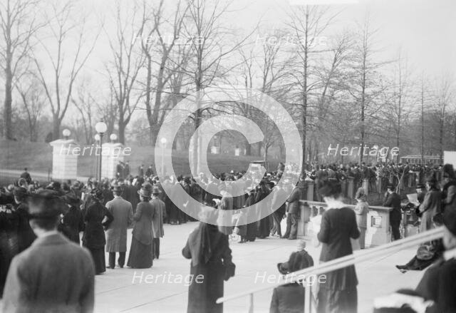 Watching White House, 1913. Creator: Bain News Service.
