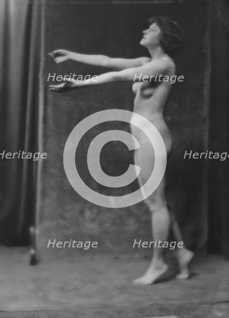 Pickering, Miss, portrait photograph, 1916 Mar. 29. Creator: Arnold Genthe.