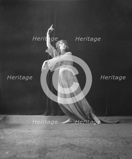 Isadora Duncan dancers, between 1915 and 1923. Creator: Arnold Genthe.