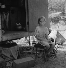 Motherless migrant child, Washington, Toppenish, Yakima Valley, 1939. Creator: Dorothea Lange.