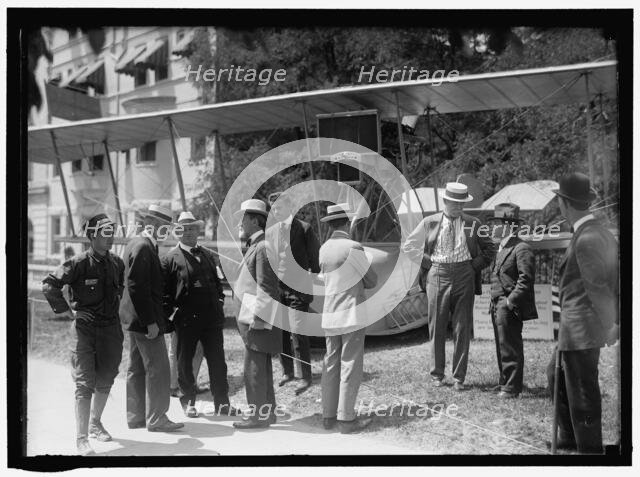 National Aero Coast Patrol Commn. Curtiss Hydroaeroplane..., between 1913 and 1917. Creator: Harris & Ewing.