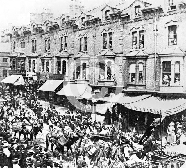 Barnum and Bailey Procession, Derby Road, Nottingham, Nottinghamshire, 1898 Artist: Unknown