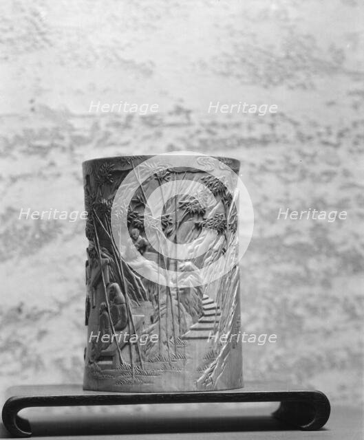 Art object that belonged to Arnold Genthe, between 1896 and 1942. Creator: Arnold Genthe.