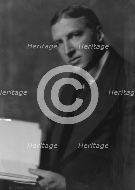 Flecher, Stanley, Mr., portrait photograph, 1916 Mar. 7. Creator: Arnold Genthe.