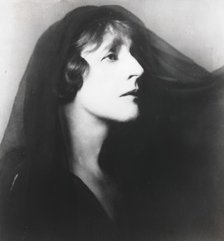 Portrait photograph of Margaret Anglin as Electra, between 1910 and 1925. Creator: Arnold Genthe.