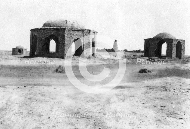 Outside Samarra city, Mesopotamia, 1918. Artist: Unknown