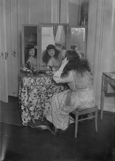 Gabrielle Gills, 1917. Creator: Bain News Service.