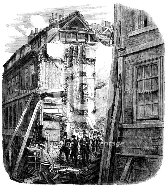 Ruins of the Fallen Houses in Pilgrim-street, City, 1858. Creator: Unknown.