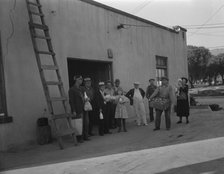 Self-help cooperative, members of the community, Burbank, California, 1936. Creator: Dorothea Lange.