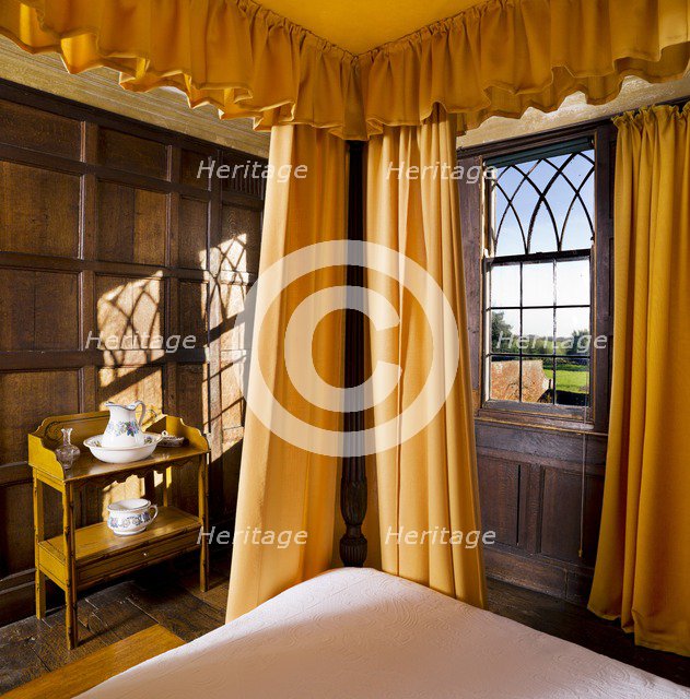 Four poster bed in the Squire's Room, Boscobel House, Shropshire, c1980-c2017. Artist: Historic England Staff Photographer.