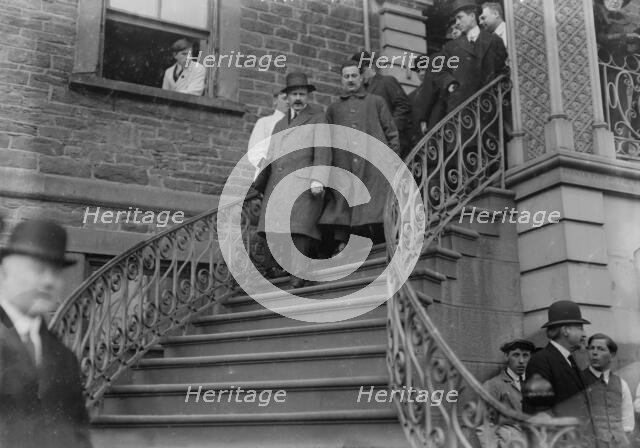 Dr. F.F. Friedmann leaving hospital, 1913. Creator: Bain News Service.