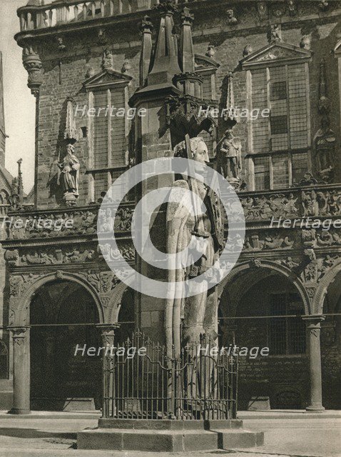 'Bremen - The Roland in front of the Town Hall', 1931. Artist: Kurt Hielscher.