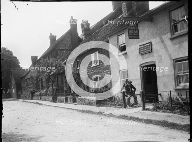 Aylesbury Road, Monks Risborough, Princes Risborough, Wycombe, Buckinghamshire, 1918. Creator: Katherine Jean Macfee.