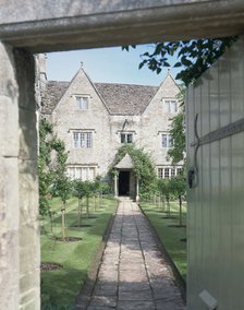 View of the front of Kelmscott Manor, Oxfordshire. Artist: Unknown