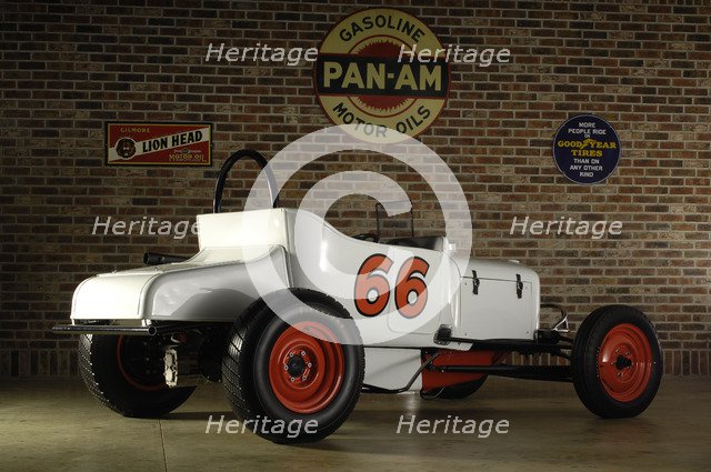 Gmc pinky track roadster 1948. Artist: Simon Clay.