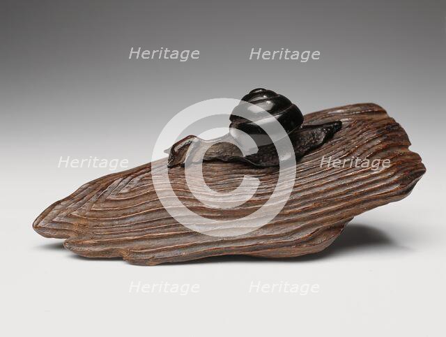 Snail on Log, c.1770. Creators: Unknown, Seiyodo Tomiharu.