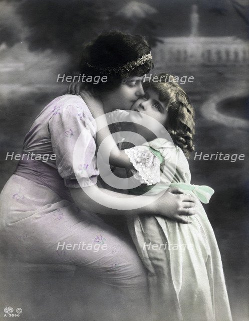 A mother and her little daughter, c1910. Artist: Unknown