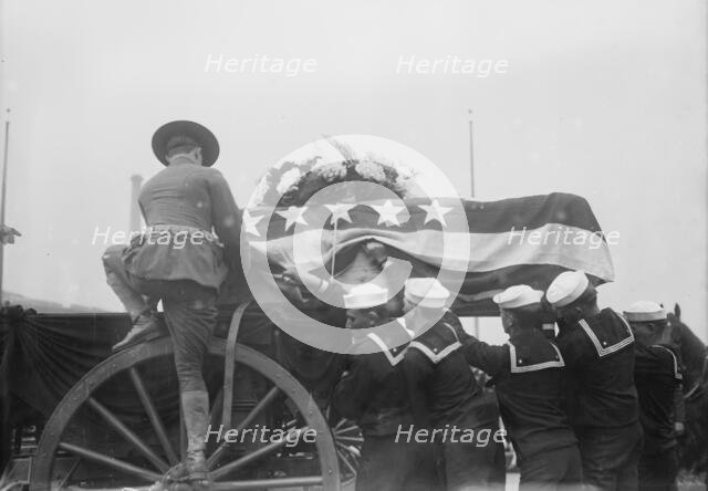 Vera Cruz dead, putting casket on caisson, 1914. Creator: Bain News Service.