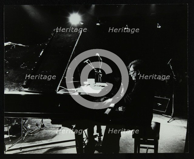 American pianist Dick Wellstood playing at Potters Bar, Hertfordshire, 1986. Artist: Denis Williams