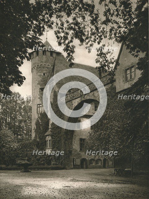 'Michelstadt (Odenwald) -  Schloss Furstenau', 1931. Artist: Kurt Hielscher.