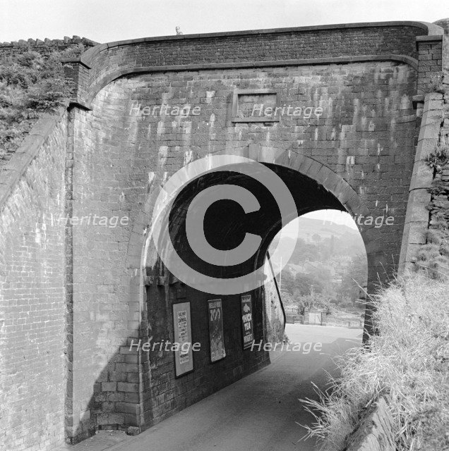 Bollington Aqueduct, Macclesfield Canal, Cheshire, 1945. Artist: Eric de Maré