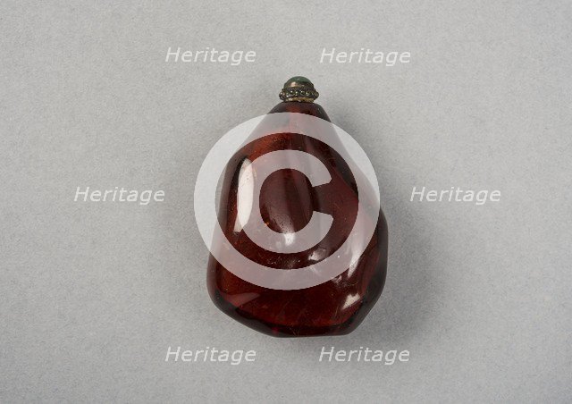Amber snuff bottle of natural pebble form, China, Qing dynasty, 1644-1911. Creator: Unknown.
