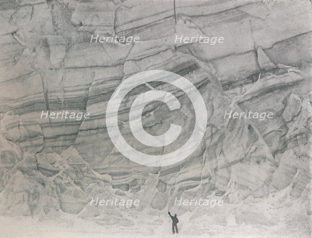 'Ice Structure', c1911, (1913). Artist: G Murray Levick.