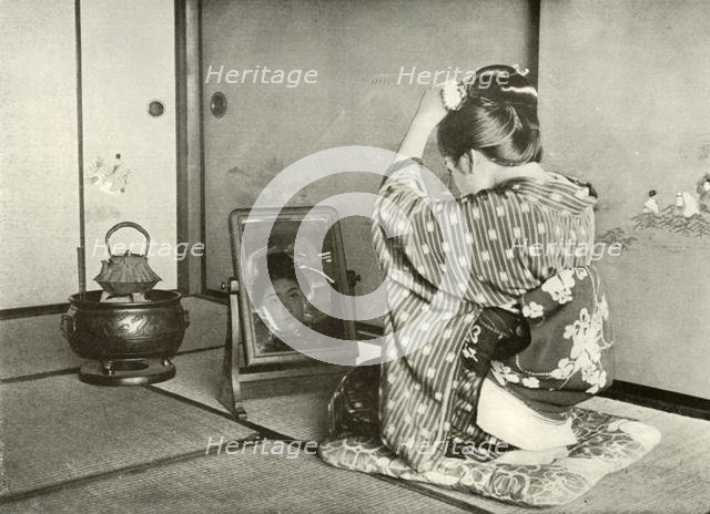 'Prinking Up for the Day', 1910. Creator: Herbert Ponting.