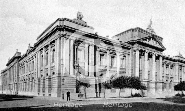 School of Medicine, Buenos Aires, Argentina, c1920s. Artist: Unknown