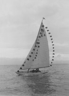 Saling yacht 'Asphodel' (K5) with prize flags, 1922. Creator: Kirk & Sons of Cowes.