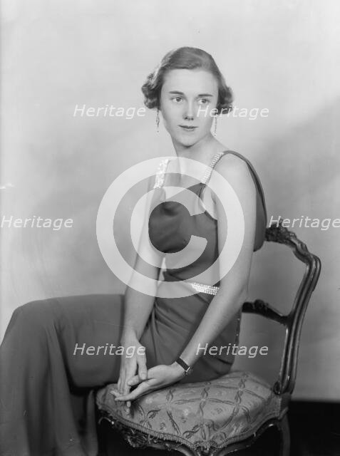 Florence Asher - Portrait, 1933. Creator: Harris & Ewing.