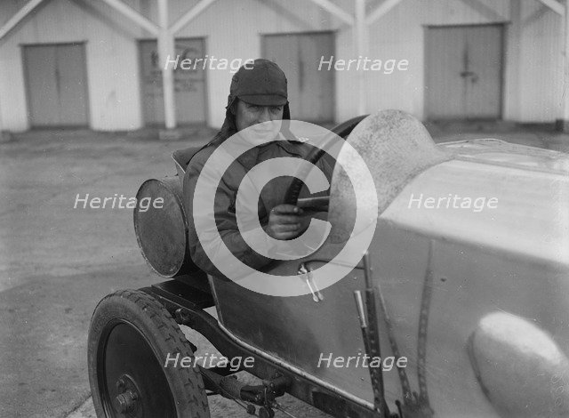 HJC Smith in his Eric-Campbell at the JCC 200 Mile Race, Brooklands, Surrey, 1921. Artist: Bill Brunell.