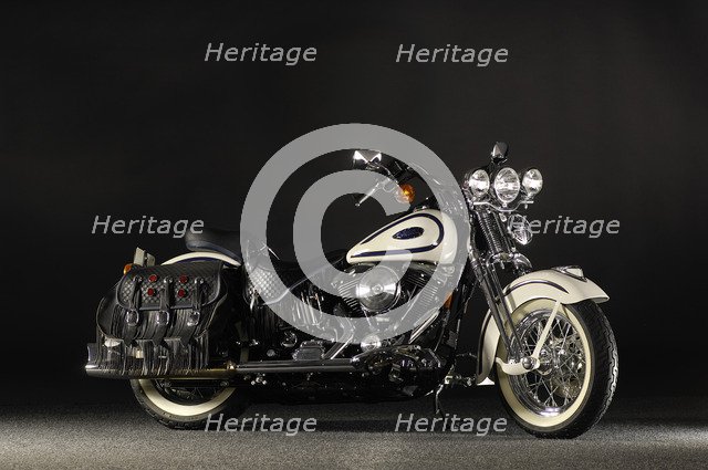 Harley Davidson soft tail springer 2005. Artist: Simon Clay.