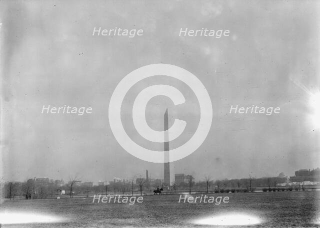 Curtiss Airplane - Tests of Curtiss Plane For Army, 1912. Creator: Harris & Ewing.